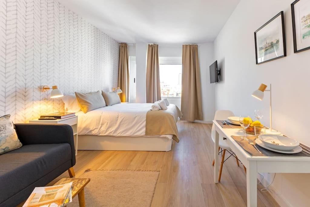 New Suite Reformada Con Excelente Ubicacion Sevilla Exterior foto