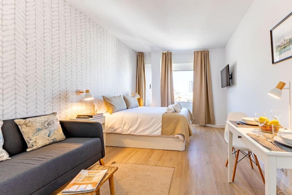 New Suite Reformada Con Excelente Ubicacion Sevilla Exterior foto